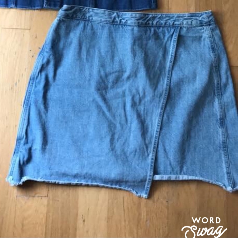 LOFT Denim Jean Skirt Women’s Size 14
